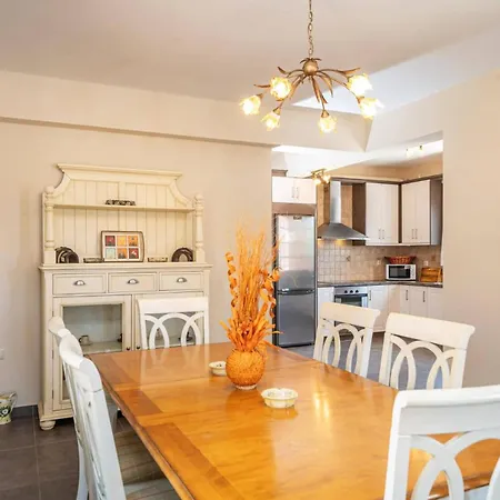 Provenzo By Villa Lourdata (Kefalonia)